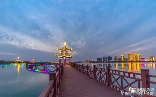莒縣沭河公園夜景，真是美！
