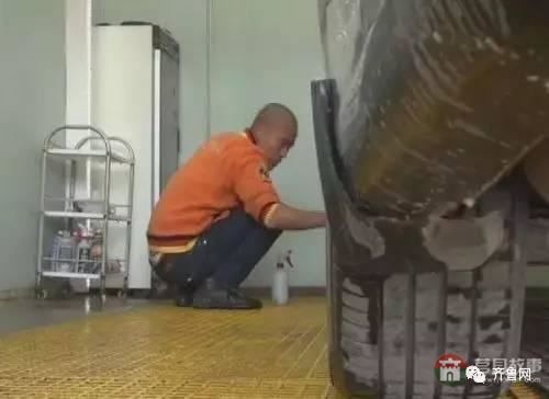 哥哥下落不明，和媳婦離婚，日照小伙帶精神病媽媽打工六年……想有個(gè)家！